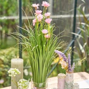 Gr�s med blomst - udend�rs H 45 cm