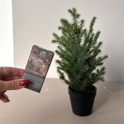 Kunstig grantr med lyskde