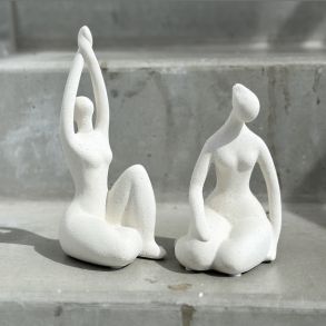 Figur YOGA beige sand