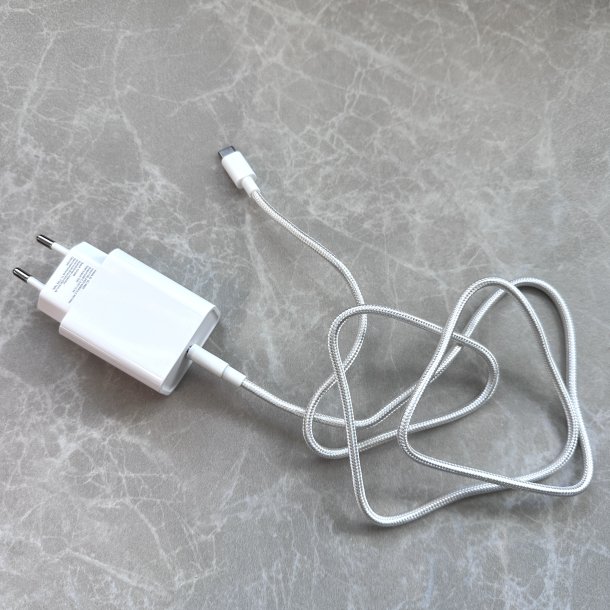 Adapter USB C + 1 M Nylon kable: USB C til USB C