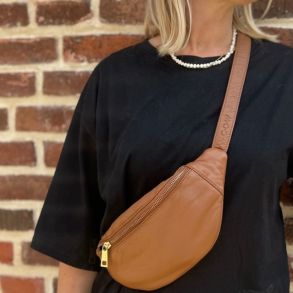 Cow bltetaske soft cognac lammeskind