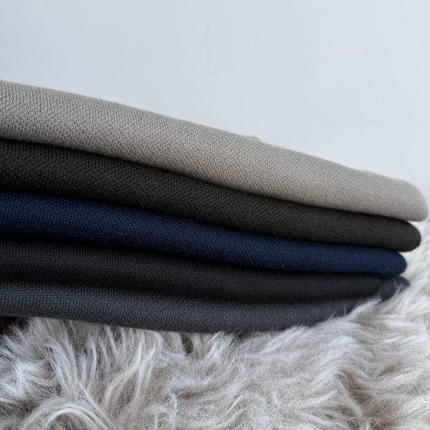 Herre Halst�rkl�de Ensfarvet