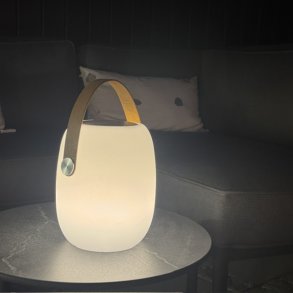 LED Lampe med h�jtaler og l�der strop
