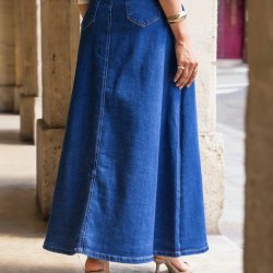 Lang denim nederdel button str 34-42