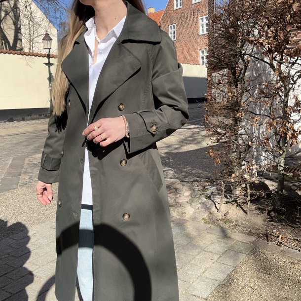 Trenchcoat Karla gr�n Str S-XL