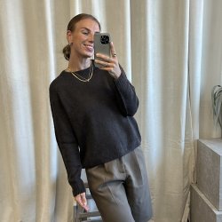 Lang�rmet uld sweater Anna str 34-40 uldmiks