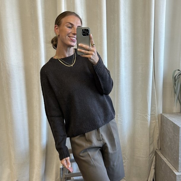 Lang�rmet uld sweater Anna str 34-40 uldmiks