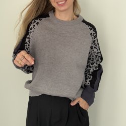 Strikbluse Leo Viskose, Polyeter og Nylon