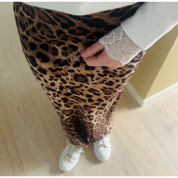 Satin nederdel LEO - str S-L