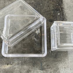 Lille opbevaringsbox m/lg acryl