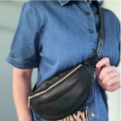 Cow bltetaske soft sort lammeskind