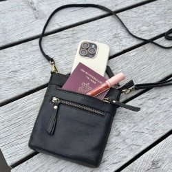 Crossbody Rosa lille skind