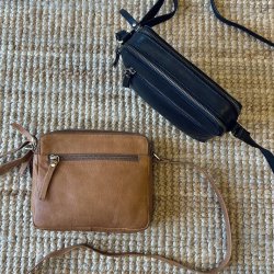Vilde small crossbody - skind