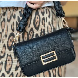 Crossbody trend 