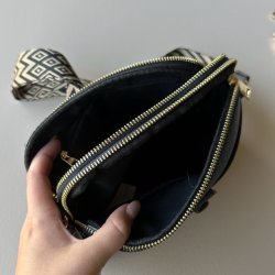 Crossbody med pung og trendrem