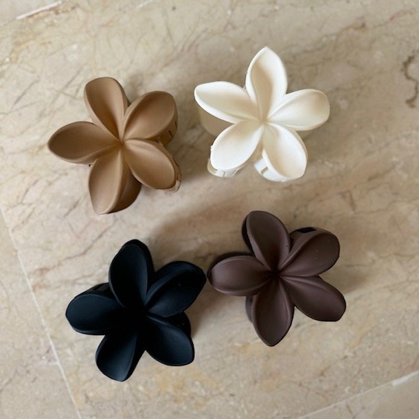 Hrklemme med blomster color