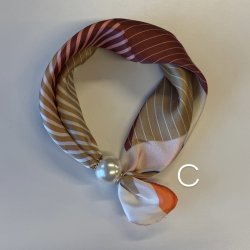 T�rkl�de Klara m�nstret med magnetisk perle 