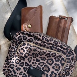  Cow pung m. 4 rum skind raw cognac