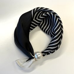 T�rkl�de Chloe med magnetisk perle 