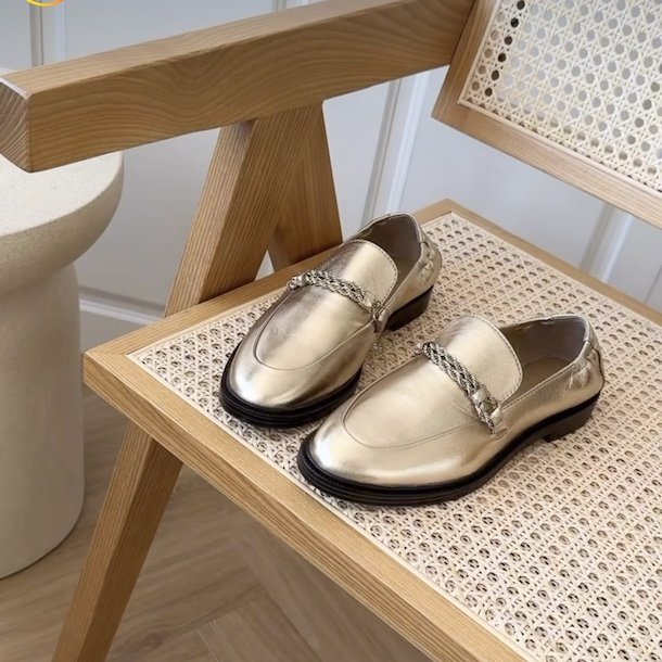 Loafers LOVE AND WALK PLATINO skind