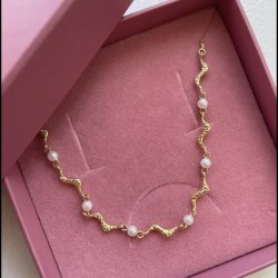 Halskde Lorelai mermaid - forgyldt slv med perler