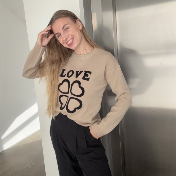 Bluse Love i tt strik str M-XL