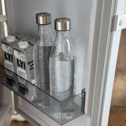 Glas flaske med skruelg - 1 liter / til kleskab