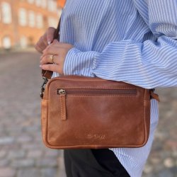 Crossbody Cow skind raw Cognac
