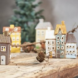 Hus til fyrfadslys  keramik