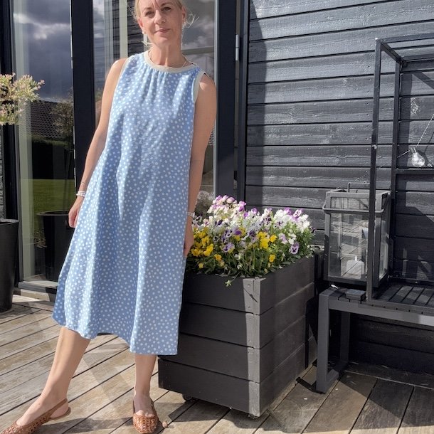 Sommer kjole Nora dot - str M-XXL 