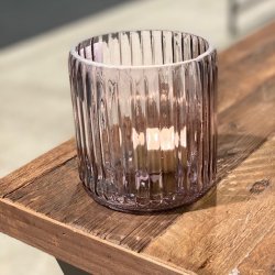 Glasstage med riller rgfarvet