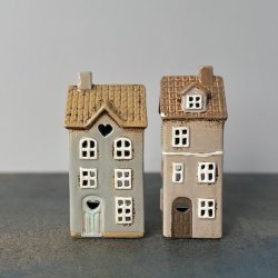 Hus fyrfadslys keramik