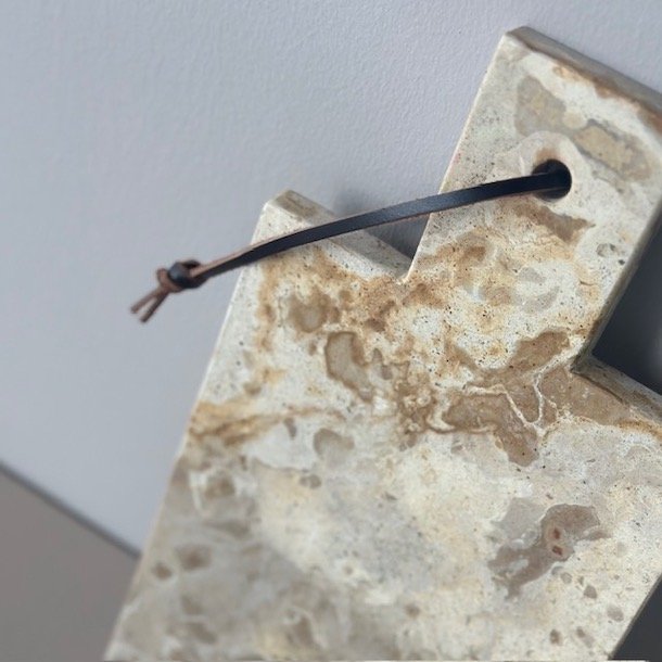 Skrebrt marmor  30 x 15 cm