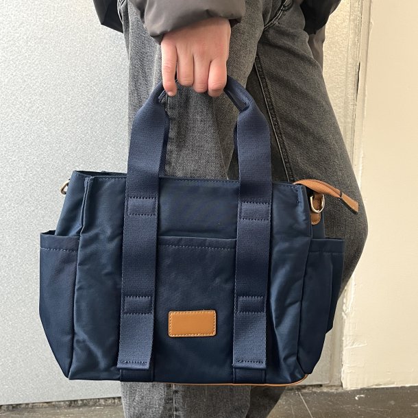 Crossbody mellem Nylon