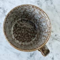 Krus m/hank,  8,5x11 cm