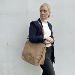 Stor Messenger Crossbody