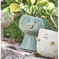 Skjuler ansigt keramik