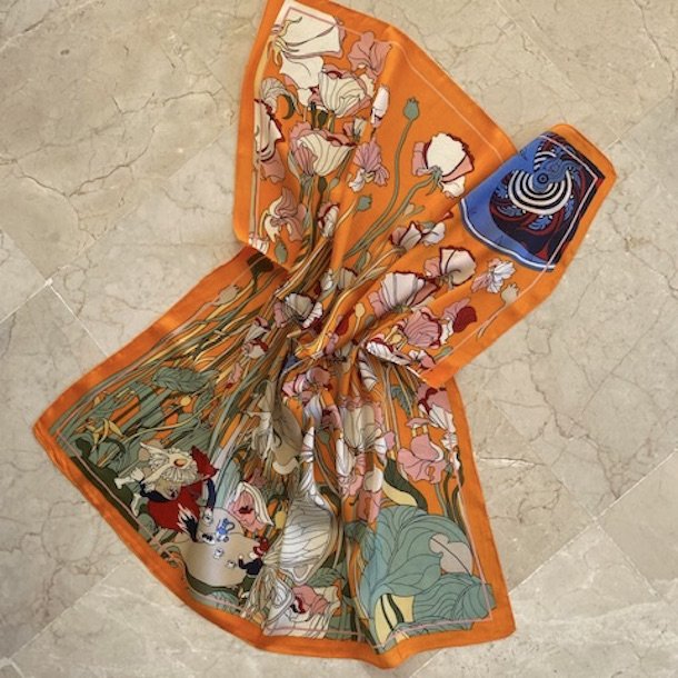 Kvadratisk Trklde orange satin