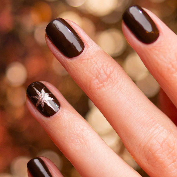 Neglelak CLOVE - Manucurist