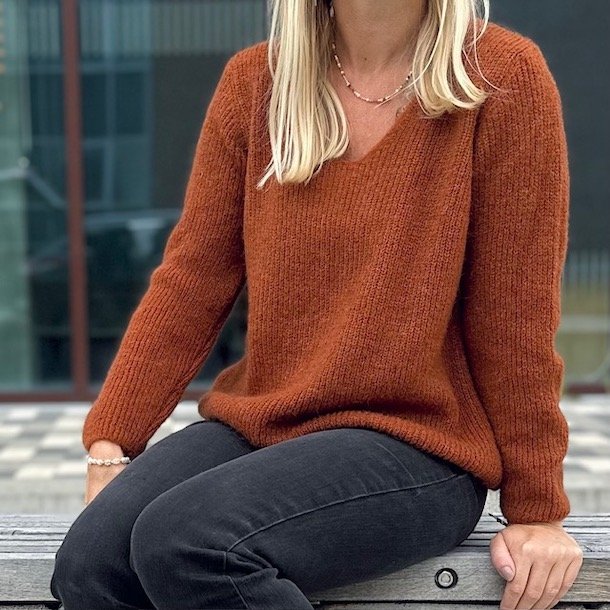 Mohair Sweater m. v-hals str. S-L