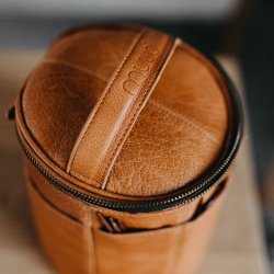 Strikketaske /toilettaske Saturn lder cognac