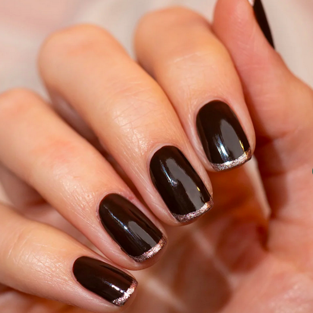 Neglelak CLOVE - Manucurist