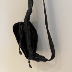 B�ltetaske sort unisex Nylon