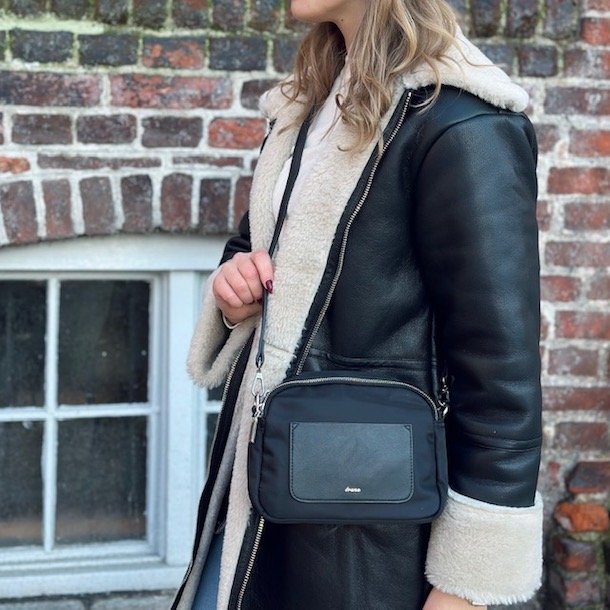 Nylon taske med 2 rum