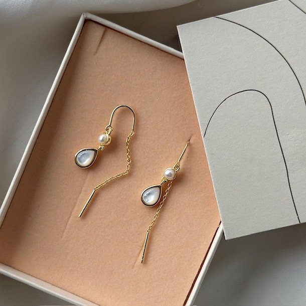 Øretråde CELESTIA PEARL DROP Forgyldt sølv