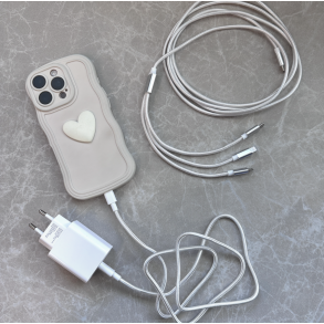 Pakke: Adapter + 2 ladekabler: USB C + 3 i 1