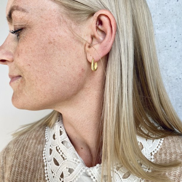 Andrea hoops ovale - forgyldt