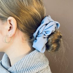 Oversize scrunchie