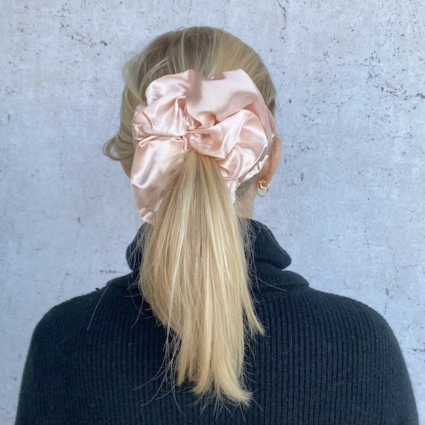 Scrunchie oversize satin
