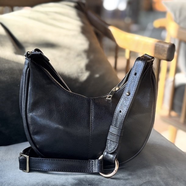 Sari Crossbody skind